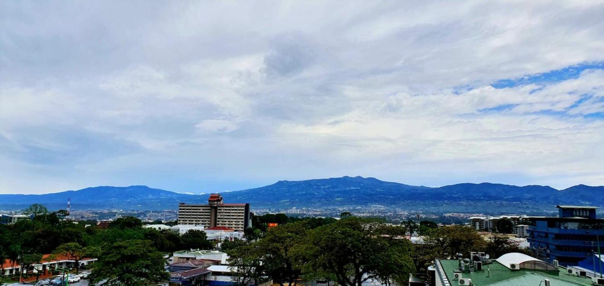 Parque Del Lago Boutique Hotel サンホセ エクステリア 写真