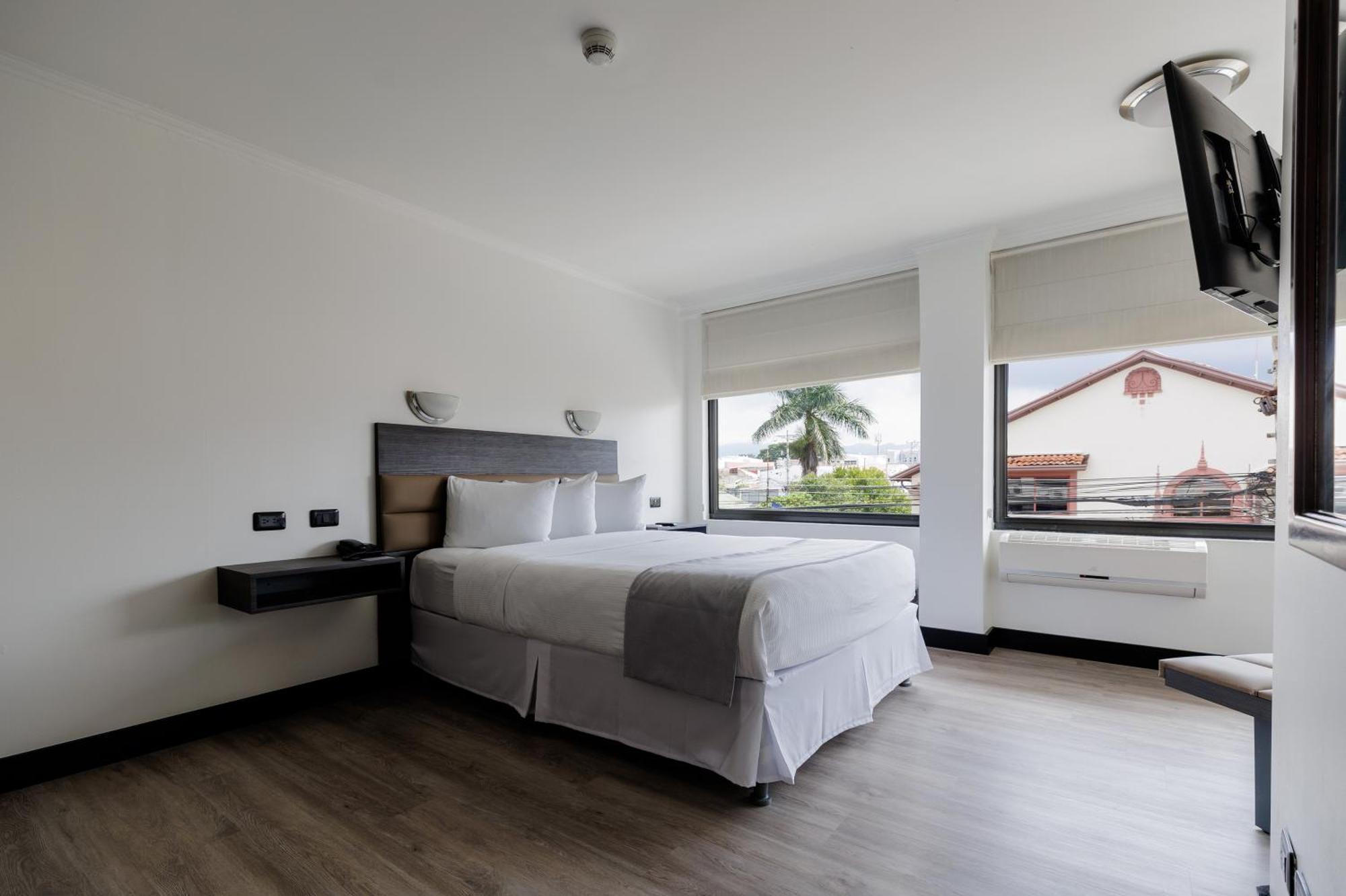 Parque Del Lago Boutique Hotel サンホセ エクステリア 写真