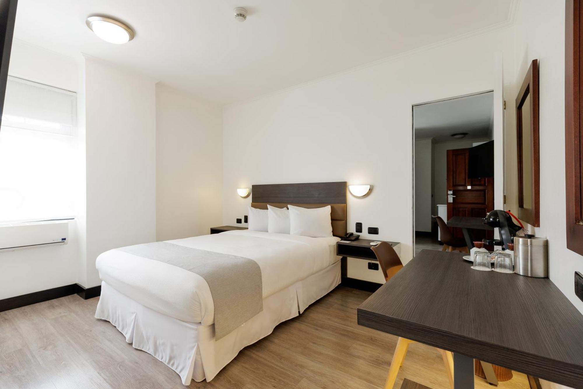 Parque Del Lago Boutique Hotel サンホセ 部屋 写真