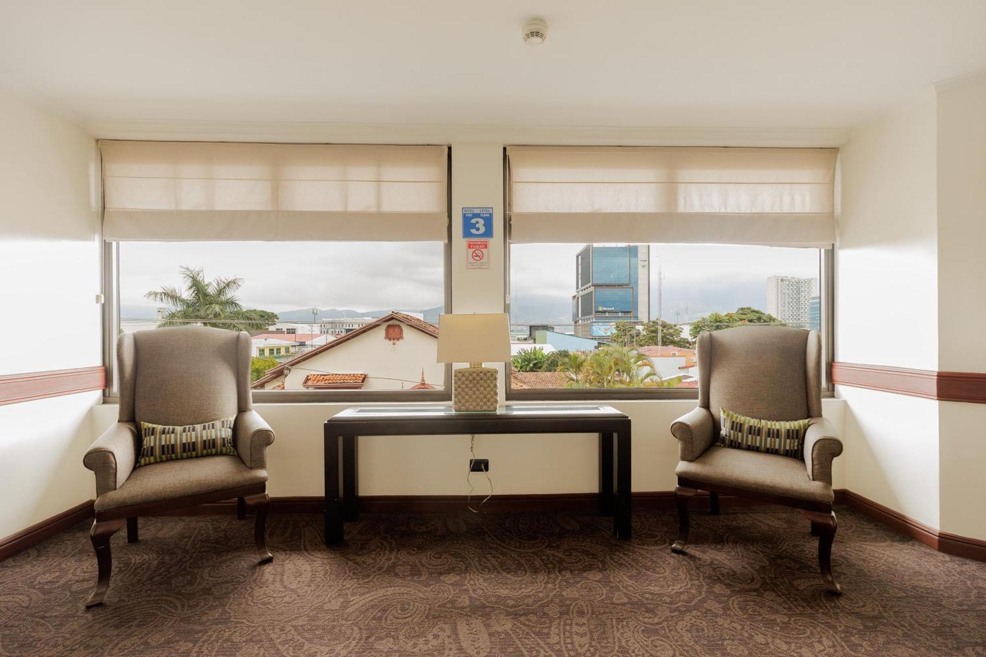 Parque Del Lago Boutique Hotel サンホセ エクステリア 写真