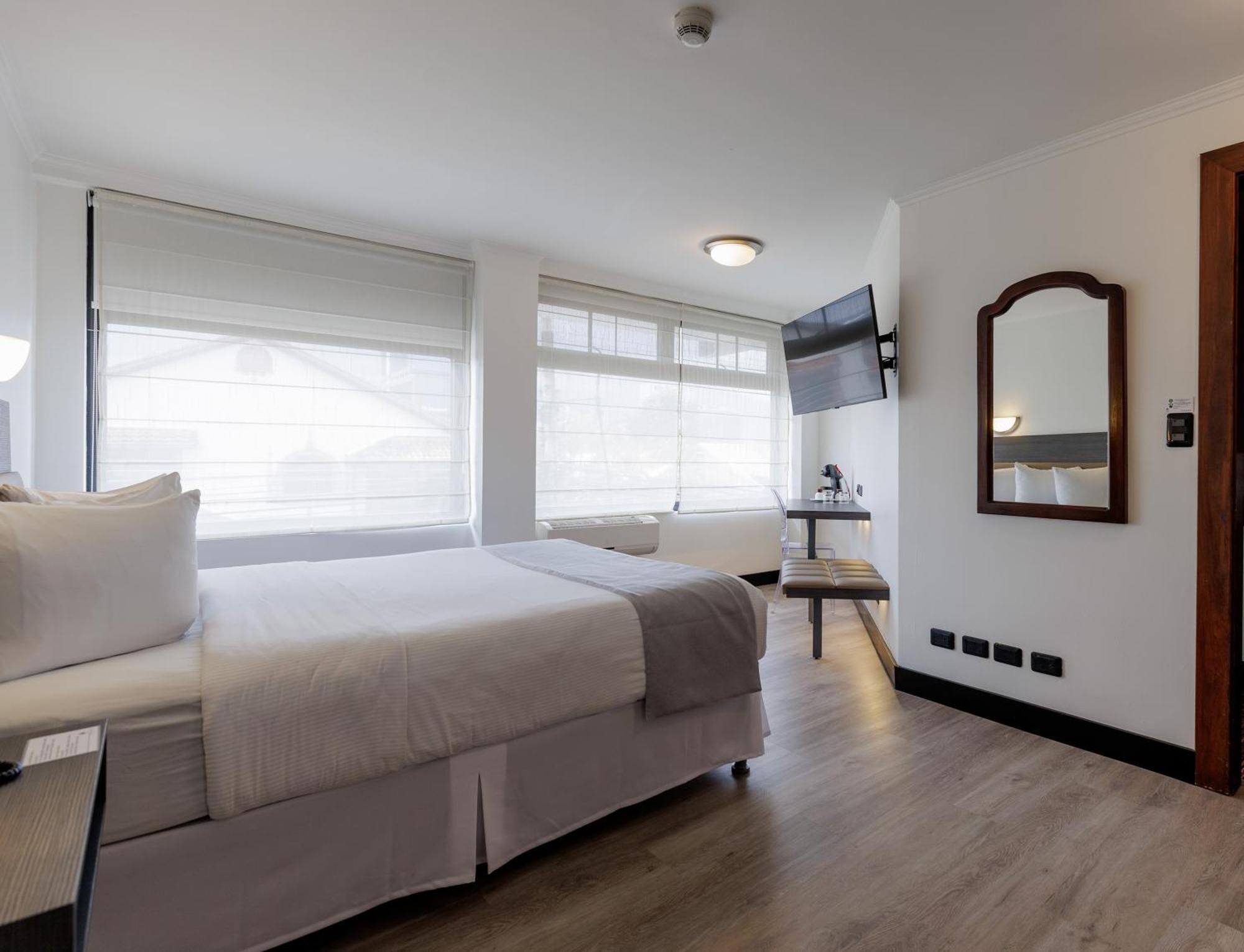 Parque Del Lago Boutique Hotel サンホセ 部屋 写真