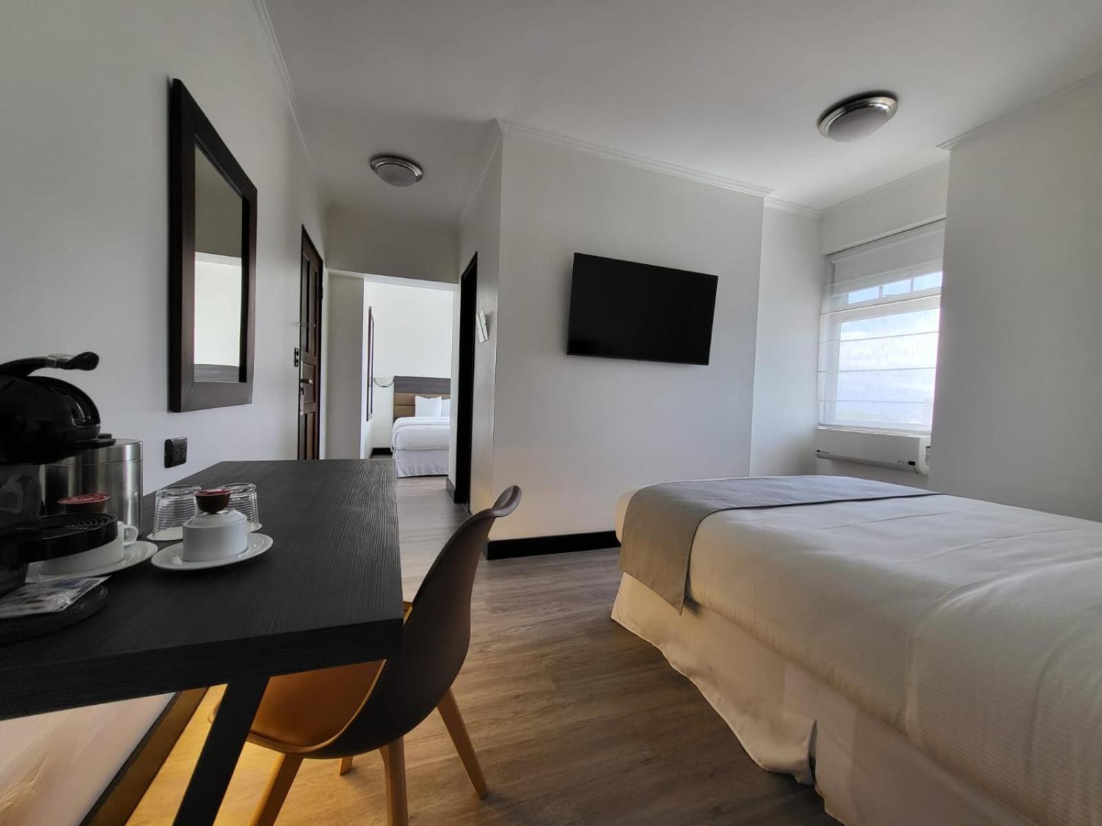 Parque Del Lago Boutique Hotel サンホセ エクステリア 写真